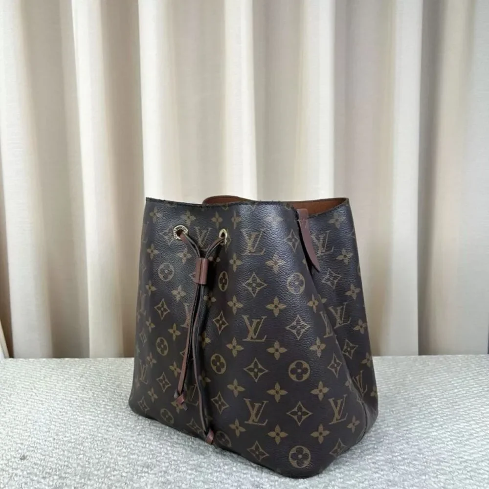 Louis Vuitton Women Pre-Loved Bag Very Good Condition
